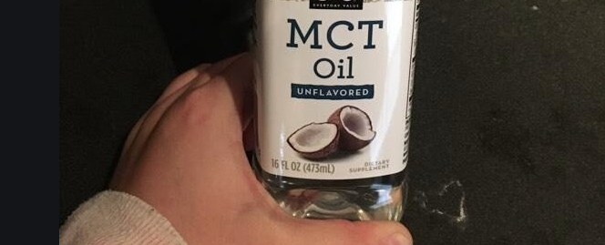 How to Choose the Best MCT Oil for Keto Diet